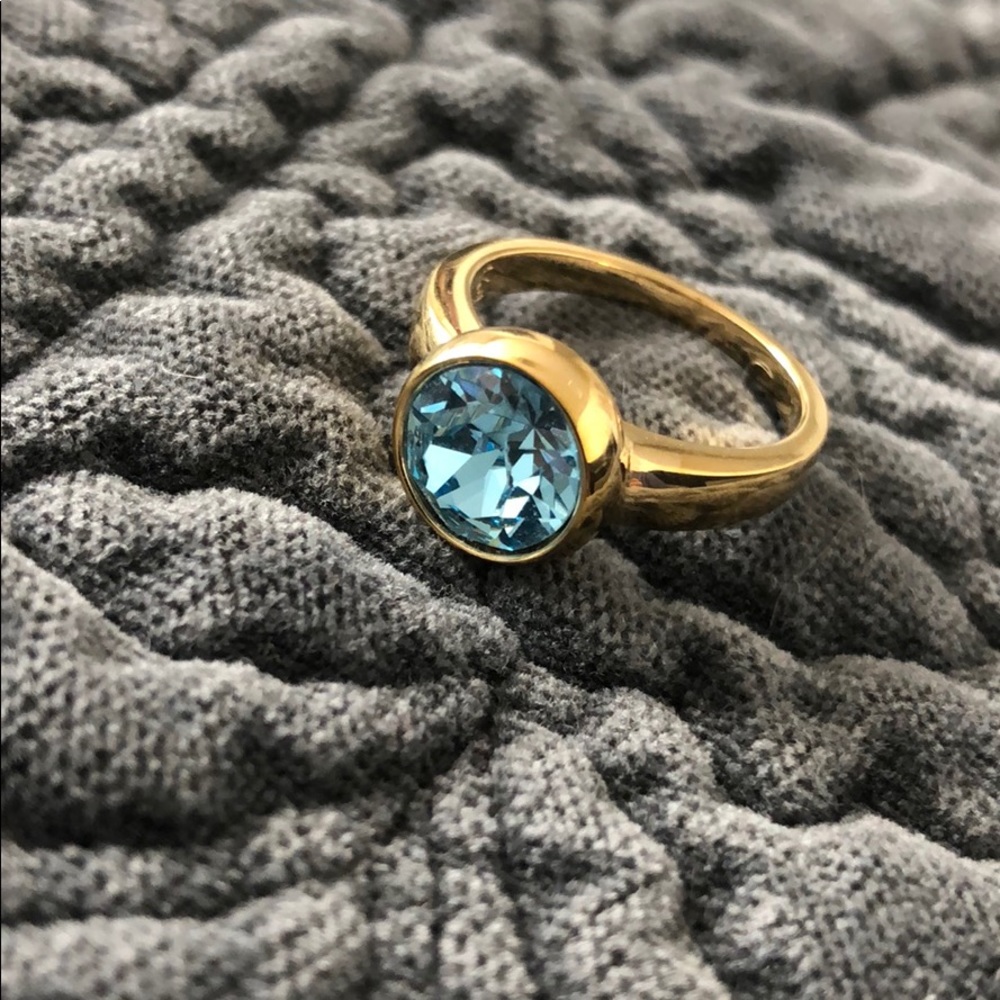 Touchstone crystal ring